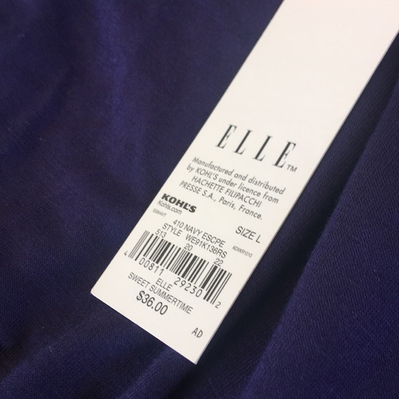 ELLE Off-the-shoulder Tee - Picture 2 of 2